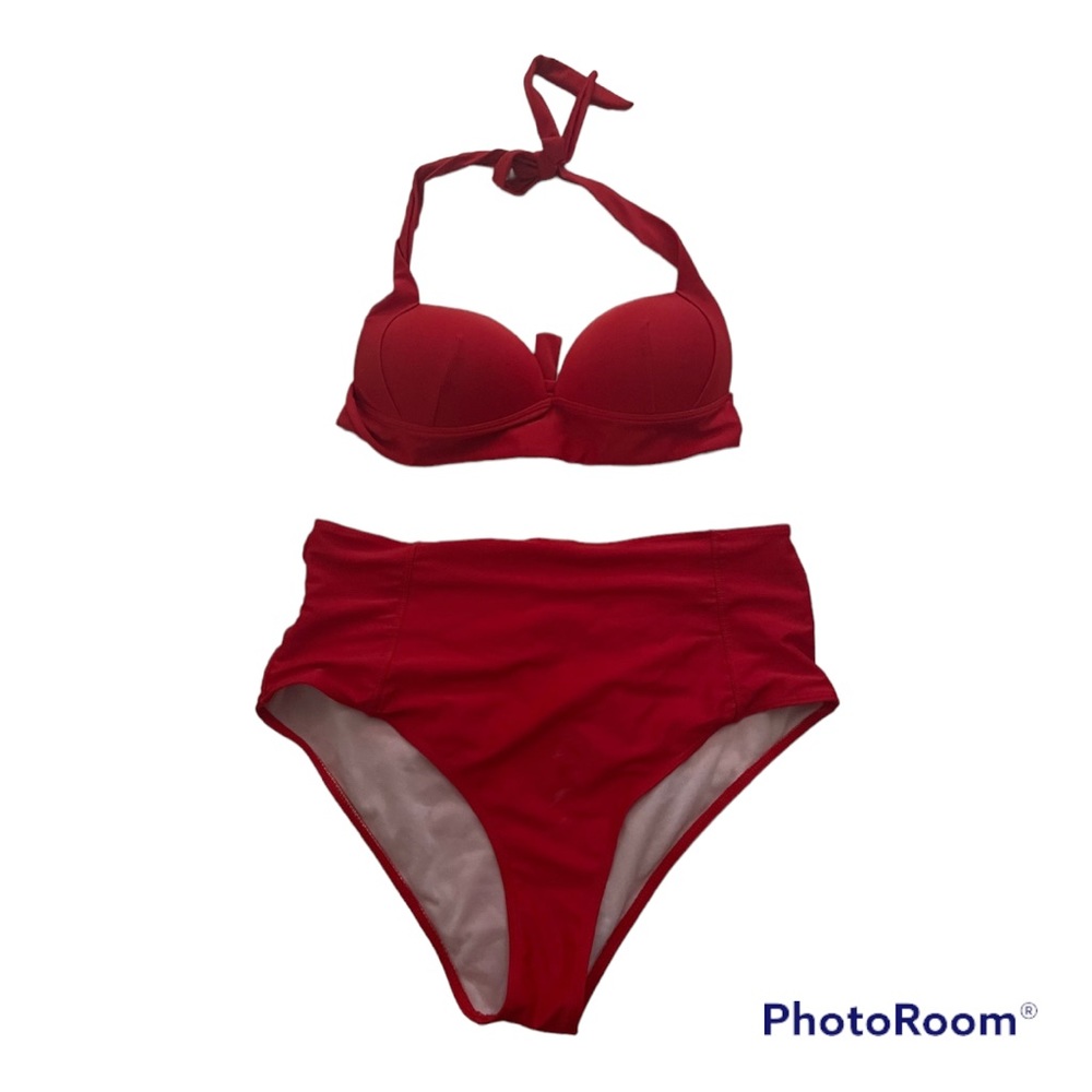 Women’s bathing suit